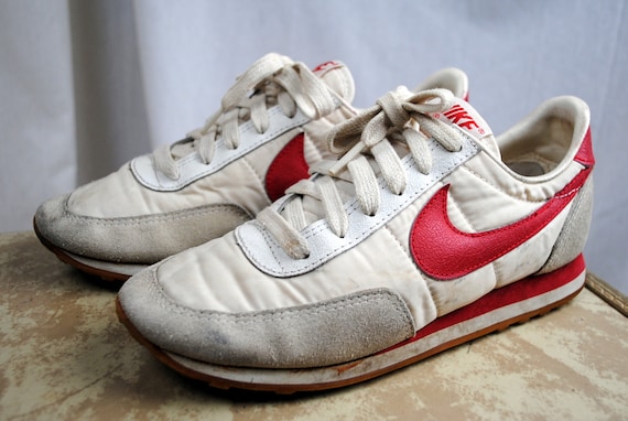 nike sneakers old