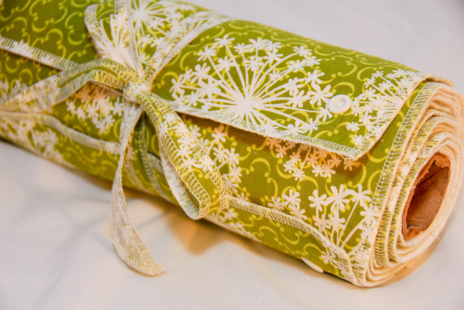 ORGANIC/HEMP Unpaper Towels with snaps AND 4 matching napkins