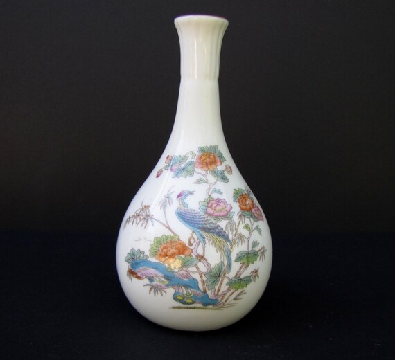 SALE: Wedgwood Kutani Crane Bud Vase by KLBVintageWares on Etsy