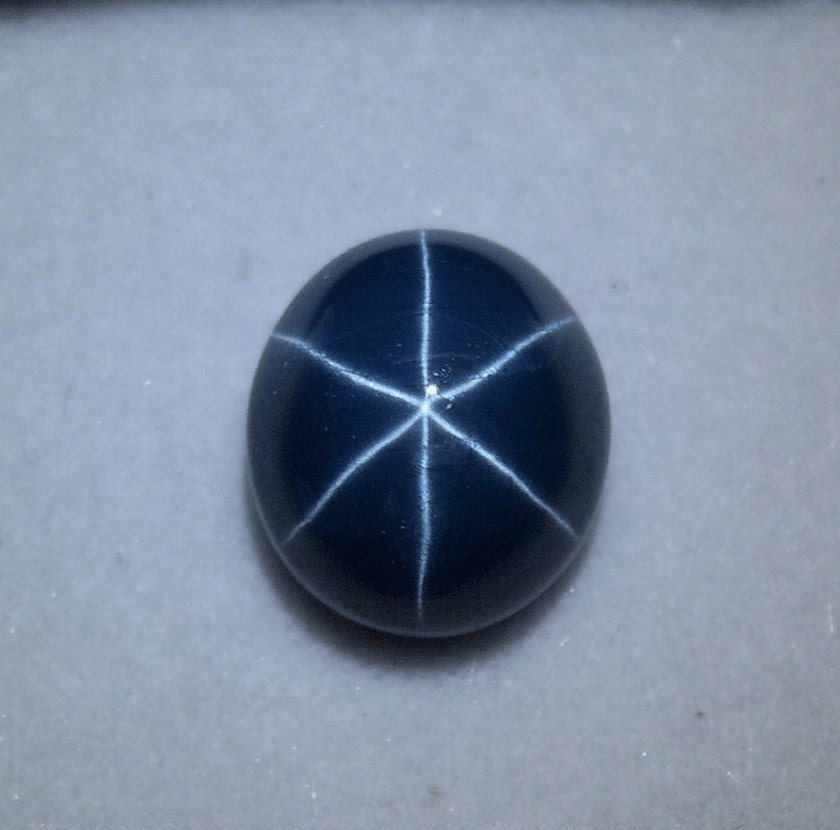 STAR STONE SERIES SAPPHIRE 7.5 carats