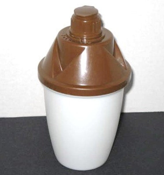 Vintage TUPPERWARE Shaker Gravy Mixer Blender Quick by