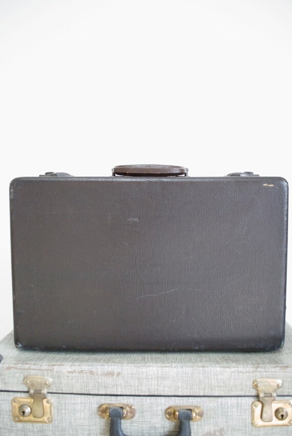 Vintage Leather Suitcase / Photo Prop / Storage Solution