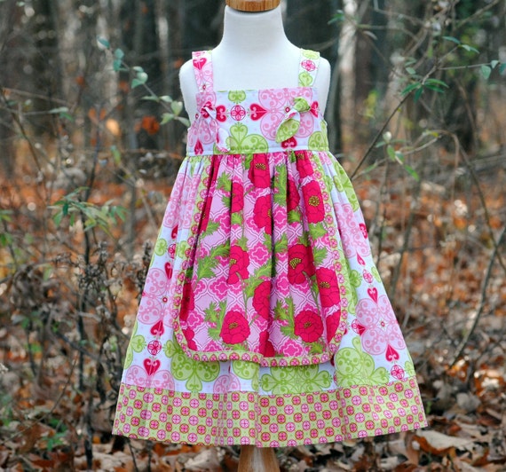 Girls Apron Dress...by by HarmonyGirlsClothing on Etsy
