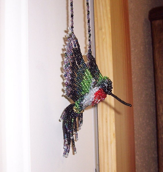 Items similar to 3D Beaded Hummingbird Necklace on Etsy