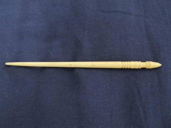 Antique Ivory Crochet Hook by SmallsbySunny on Etsy