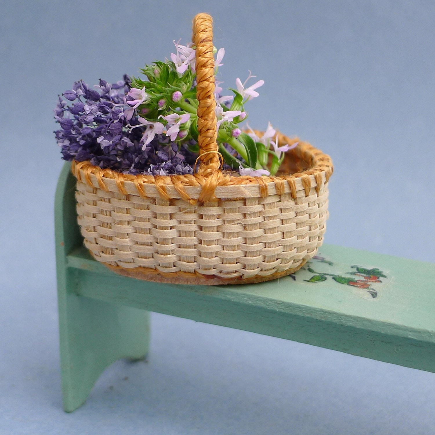 Dollhouse Miniature Market BASKET Golden Beauty 12th