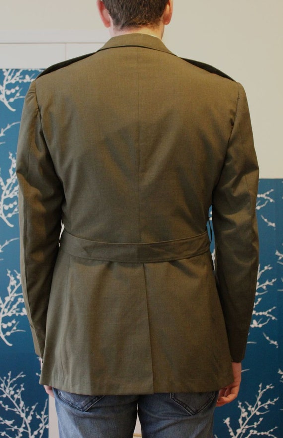 US Marine Corps Green Uniform Jacket with builtin belt Size