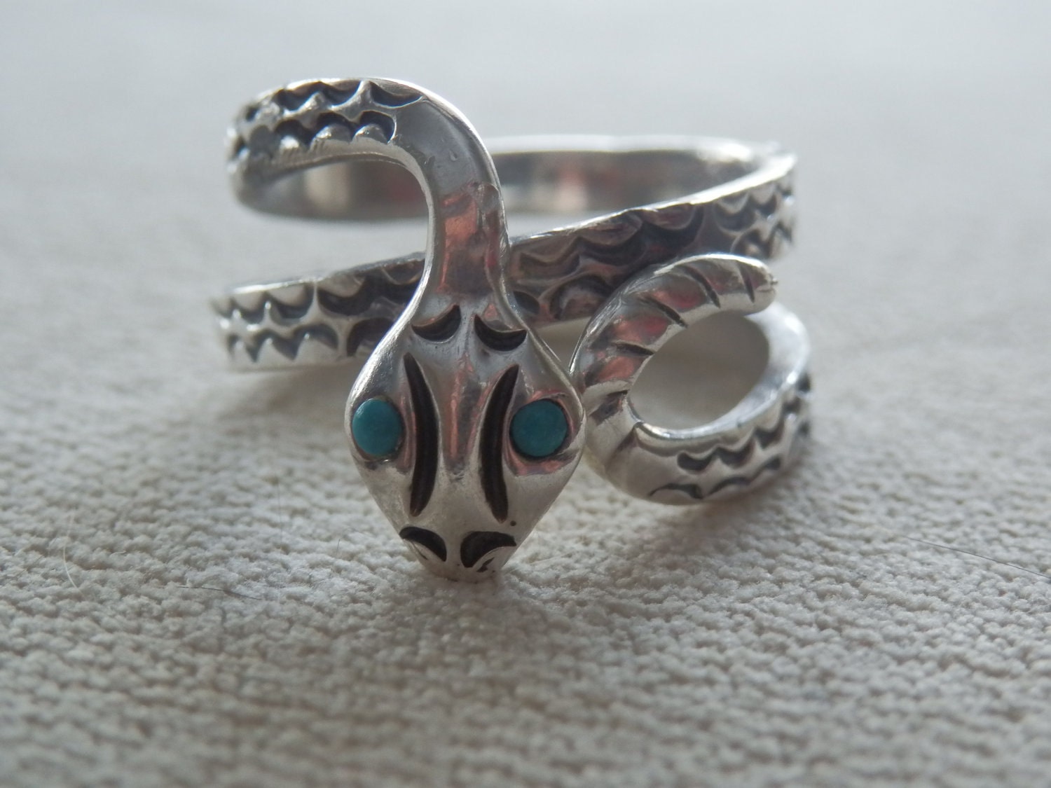 vintage sterling snake ring turquoise eyes taxco mexico