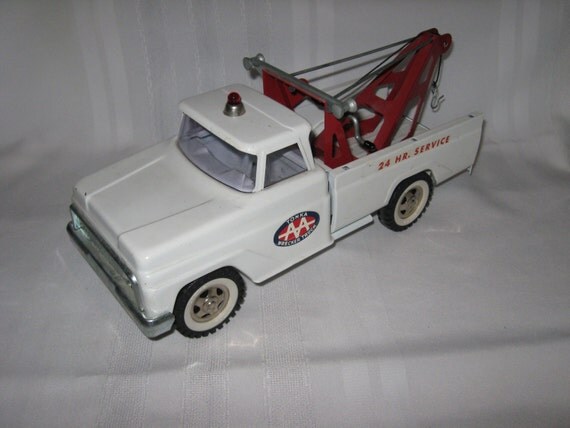 old tonka tow truck