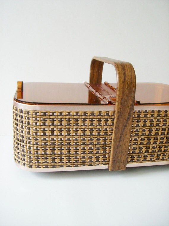 Cosmopolitan Salton Electric Hot Basket Bread Warmer