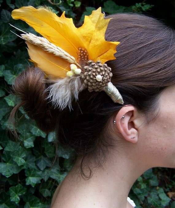 Items similar to Golden Fascinator on Etsy