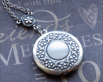 Silver Wreath Locket Necklace- Enchanted Moonstone - Jewelry by TheEnchantedLocket - BEAUTIFUL Wedding Best Friend Wife Gift