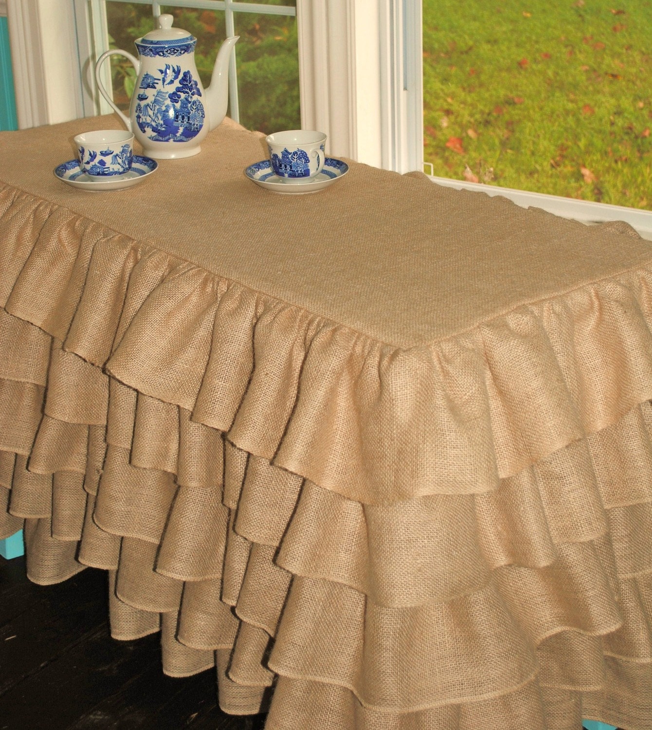 burlap tablecloth