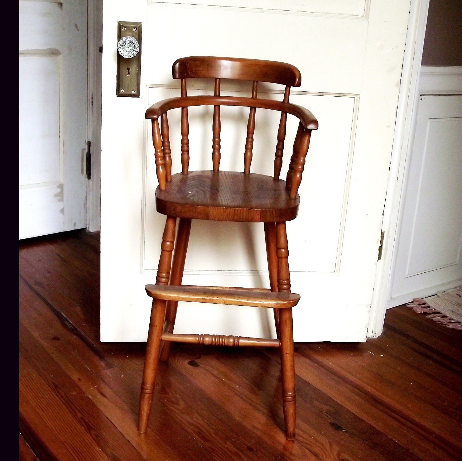 Colonial Style wooden Youth Chair Haute Juice