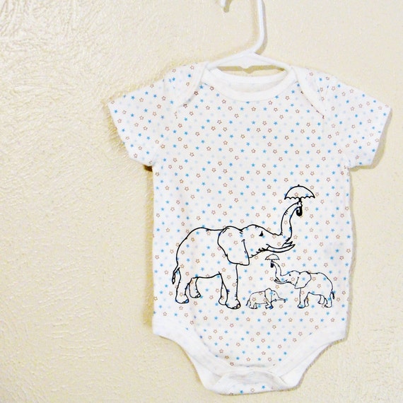 Items similar to Elephant Onesie Baby Boy 12 Months on Etsy