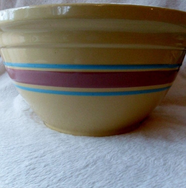 McCoy Large USA Ovenware Mixing Bowl