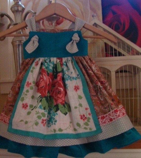 Girl's vintage handkerchief apron dress size 12-24 Caramel