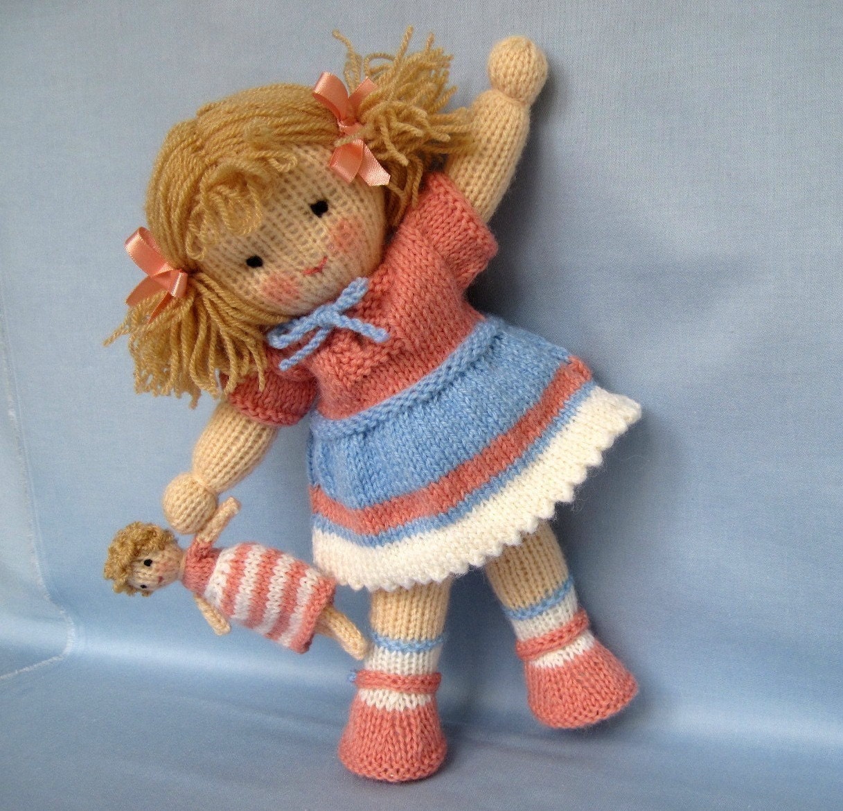 free pattern baby dress dollytime INSTANT little pattern doll by Lulu and knitting