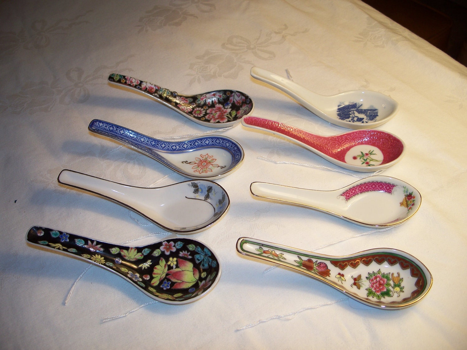 8 China Soup Spoons made for Wonton Soup