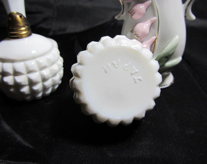 Set of Diamond Point Milk Glass Salt and Pepper Shakers Made in Japan, Salt and Pepper Milk Glass Set, Mid Century Milk Glass S & P Set