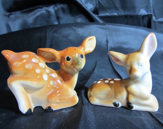 Made in Japan Fawn Salt and Pepper Shakers, Deer Shaker Set, Salt and Pepper Bambi Set, Fawn and Doe Shaker Set, Animal Salt and Pepper Set