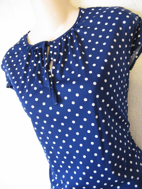1970's blue and white polka dot keyhole blouse. by cricketcapers