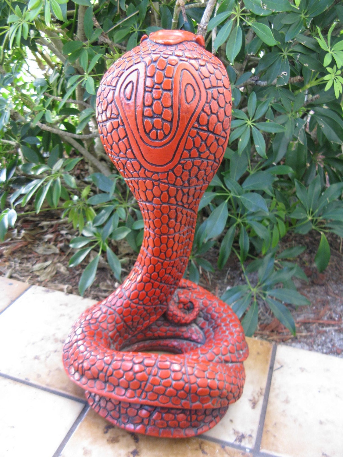 Uraeus Vintage 1967 Universal Statuary Corp Red King Cobra