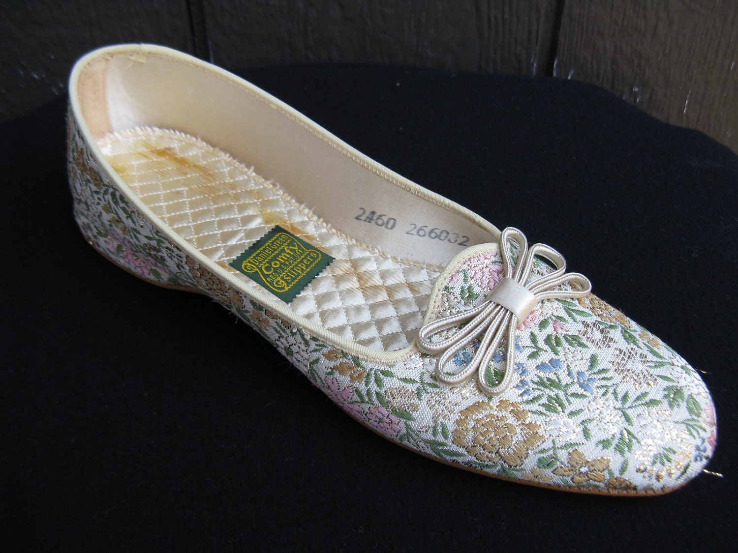 daniel green slippers vintage
