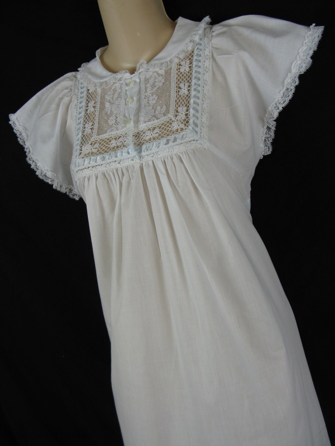 1950s night gown