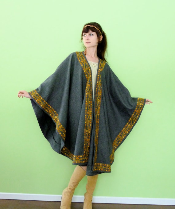 Vintage Cape 60s 70s Boho Poncho Embroidered Grey Wool Cloak