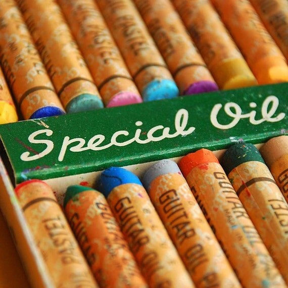Vintage Oil Pastel Crayons Guitar Brand 24 Colors in Original