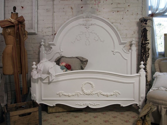 Painted Cottage Chic Shabby White Queen Romance Bed BD205