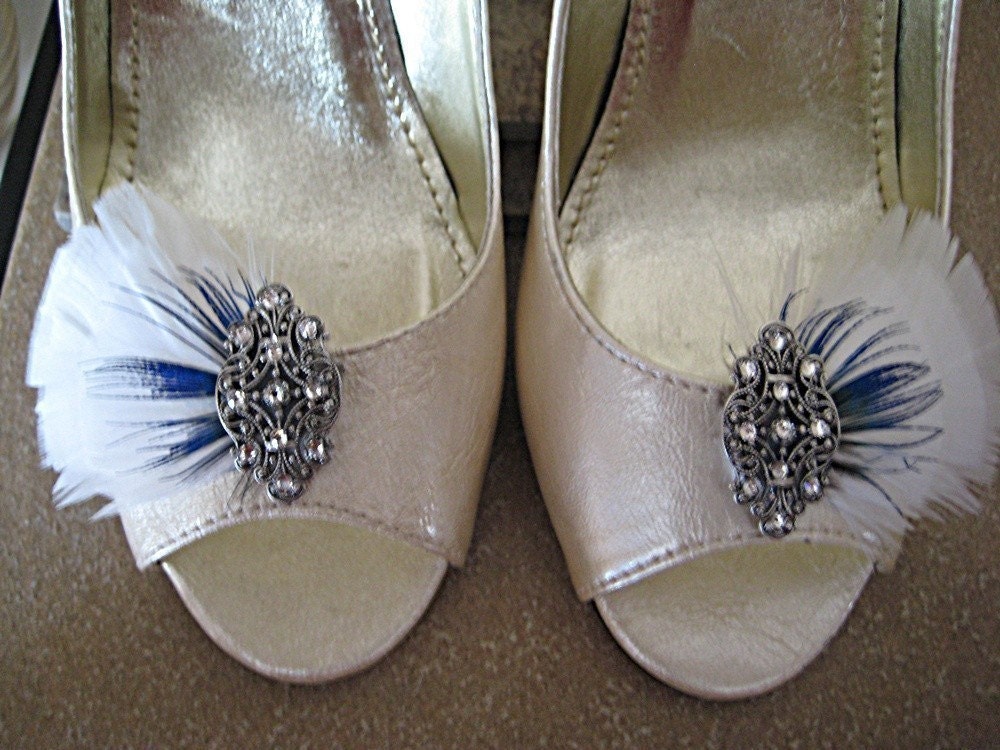 Touch Of Blue Bridal Feather Shoe Clip