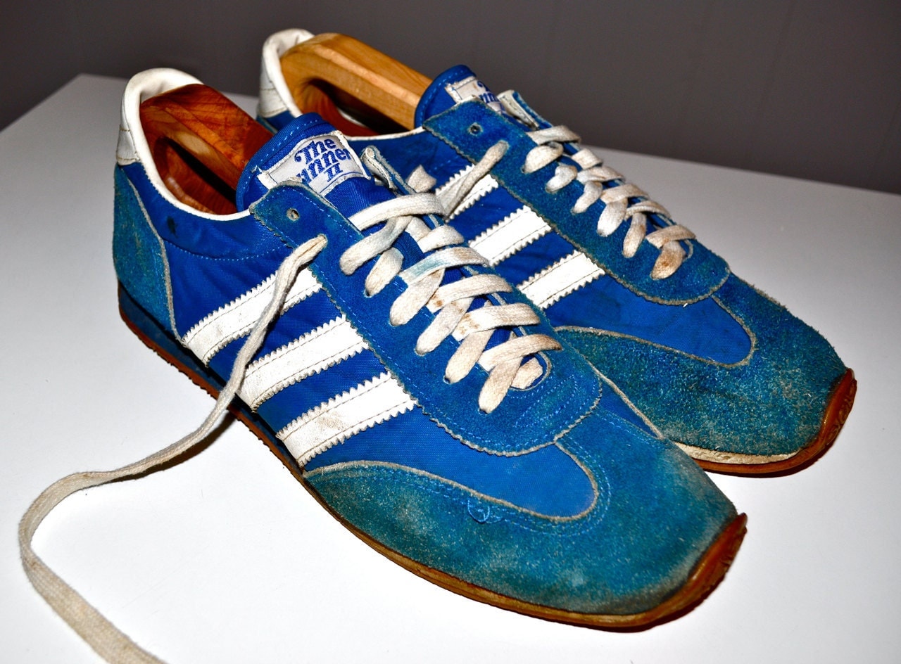 THE WINNER 2 Blue and White Vintage Sneakers 1970s 1980s Mens