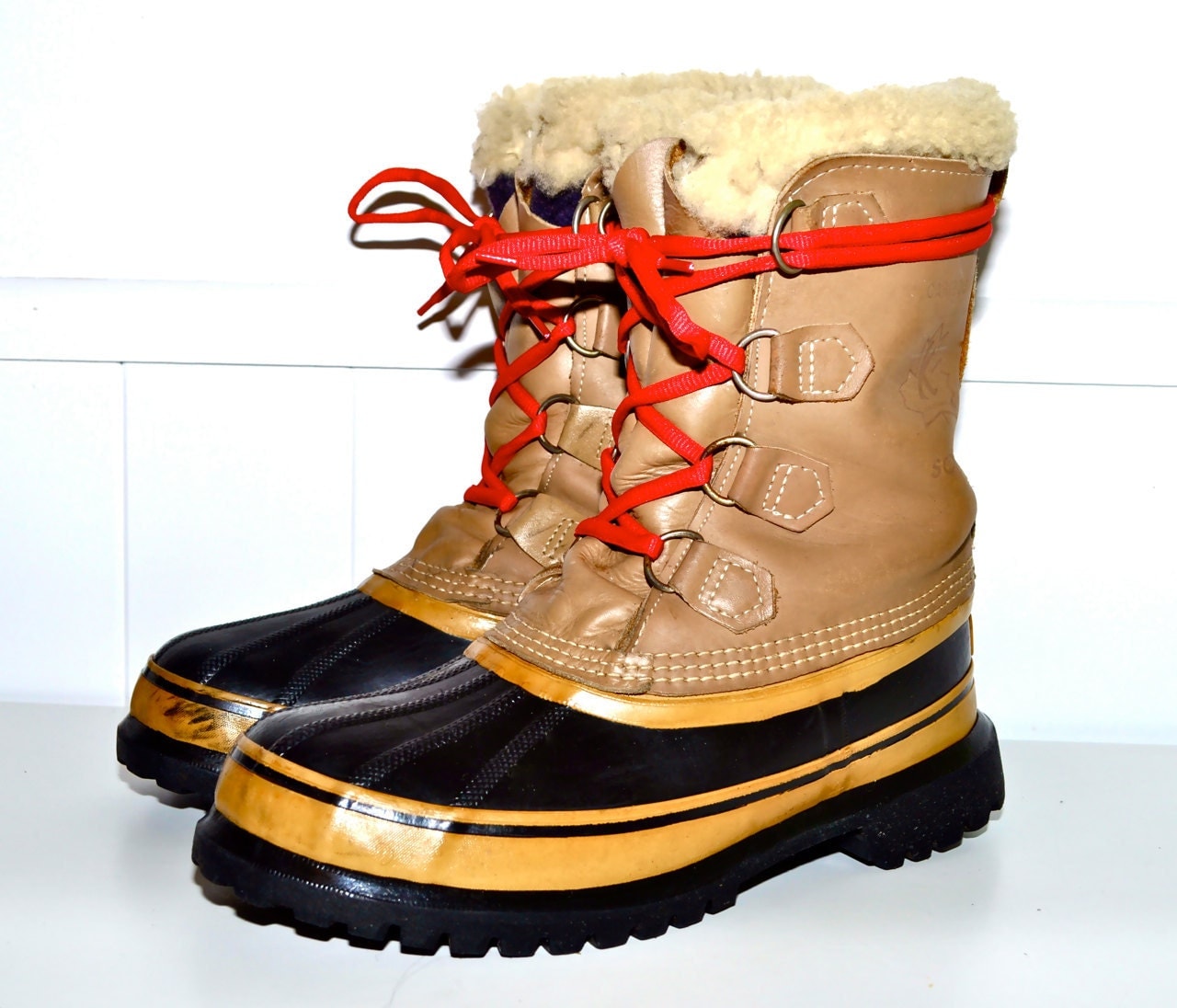 Canadian SOREL CARIBOU Vintage Rustic Rugged Winter Snow BOOTS