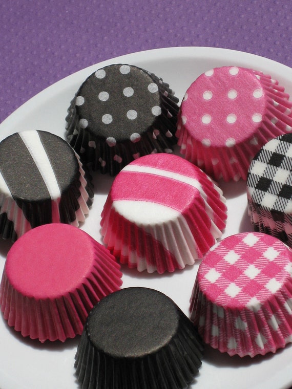 Mini Cupcake Liners in Pink and Black 8 styles 160