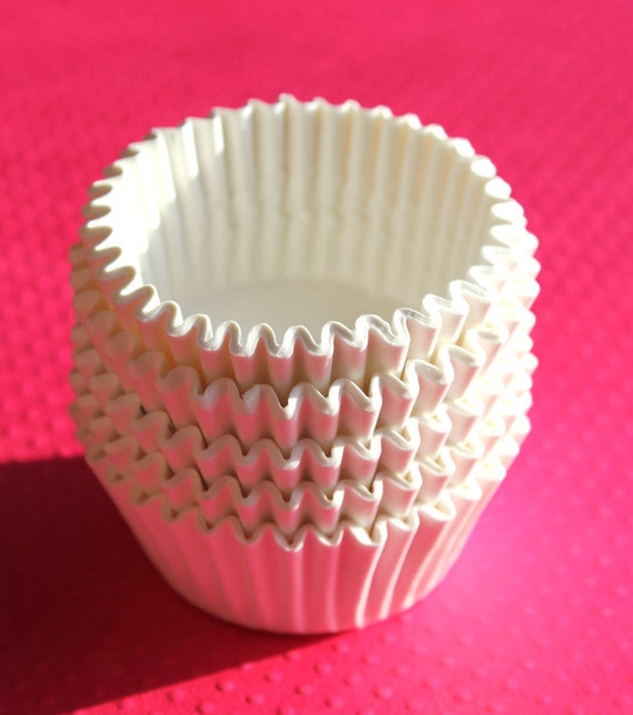 standard-cupcake-liner-size-standard-size-white-cupcake-paper-baking