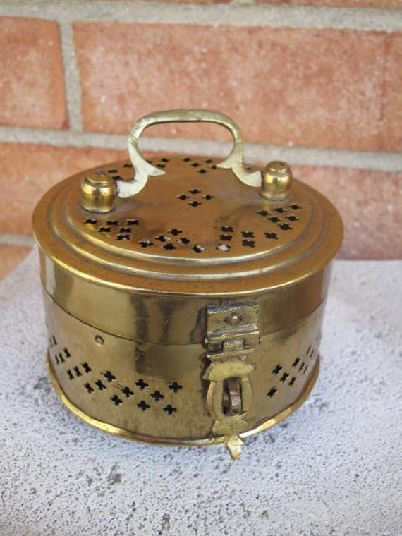 Vintage Brass Cricket Box-Cricket Keeper / Large Round shape