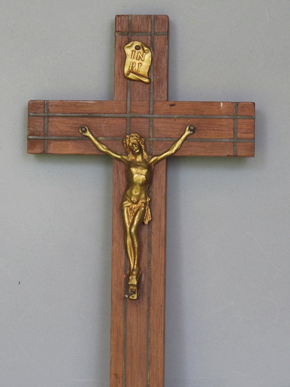 Vintage Wood Crucifix Wall Hanging / Wooden Cross with Jesus