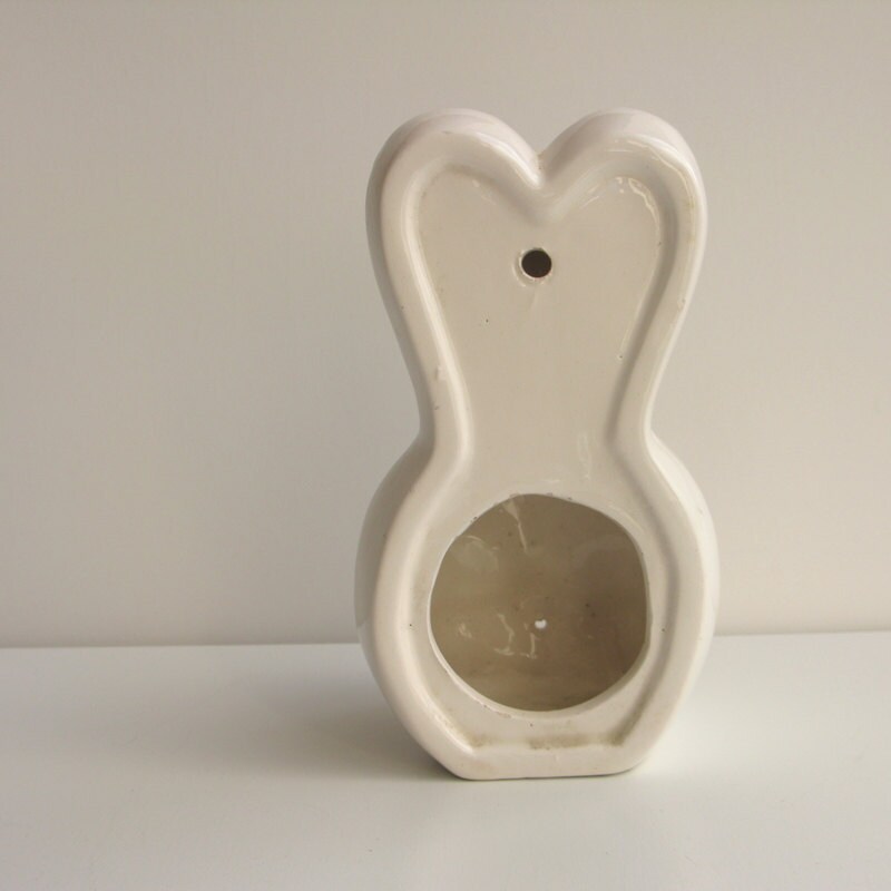 Bunny String Holder Vintage 1950s ceramic