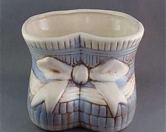 VINTAGE BOOTIES PLANTER