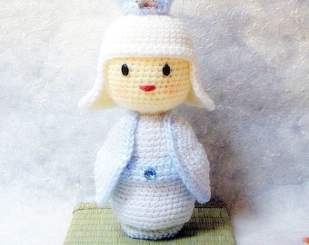Amigurumi pattern - Snow Princess - Crochet Kokeshi doll tutorial PDF