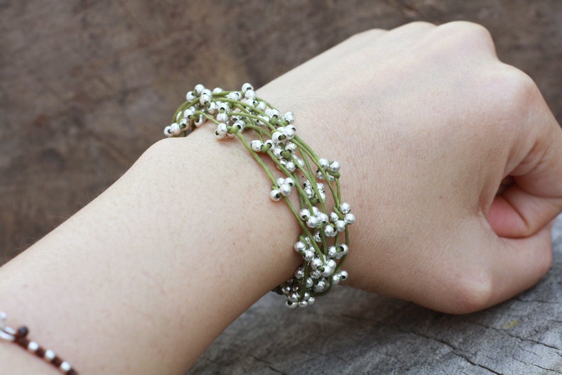 Silver Bind Leaf Green Bracelet by brasslady on Etsy