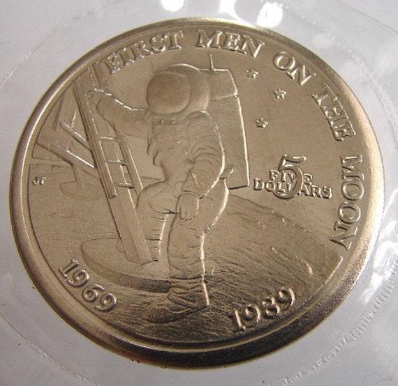 Items similar to MARSHALL ISLANDS COIN 5 Dollars commemorative 20th ...