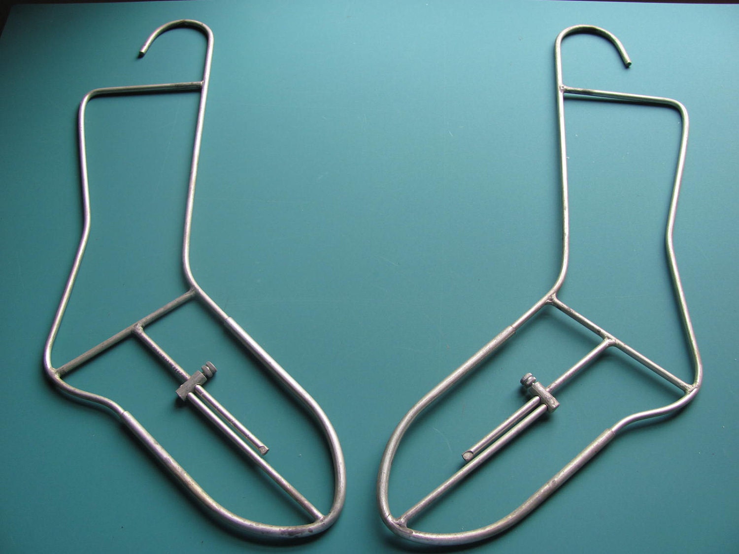 Vintage Metal Wire Sock Shaper Hanger Dryer Blocking Tool