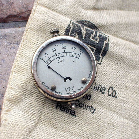 Vintage Readrite Volt Meter Gauge