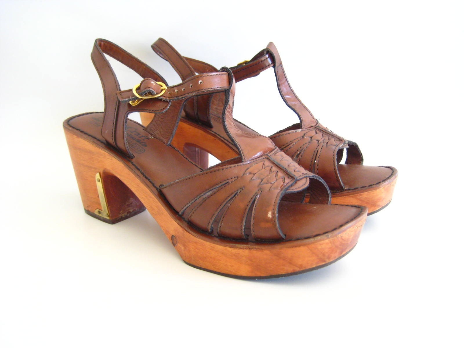 sz 8.5 Brazilian Wooden Sandals