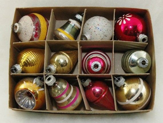 Vintage Set of 12 1950's Shiny Brite Christmas Ornaments