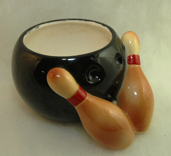 Vintage Bowling Ball Ceramic Planter Napco