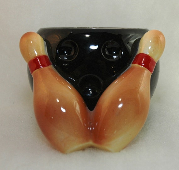 Vintage Bowling Ball Ceramic Planter Napco